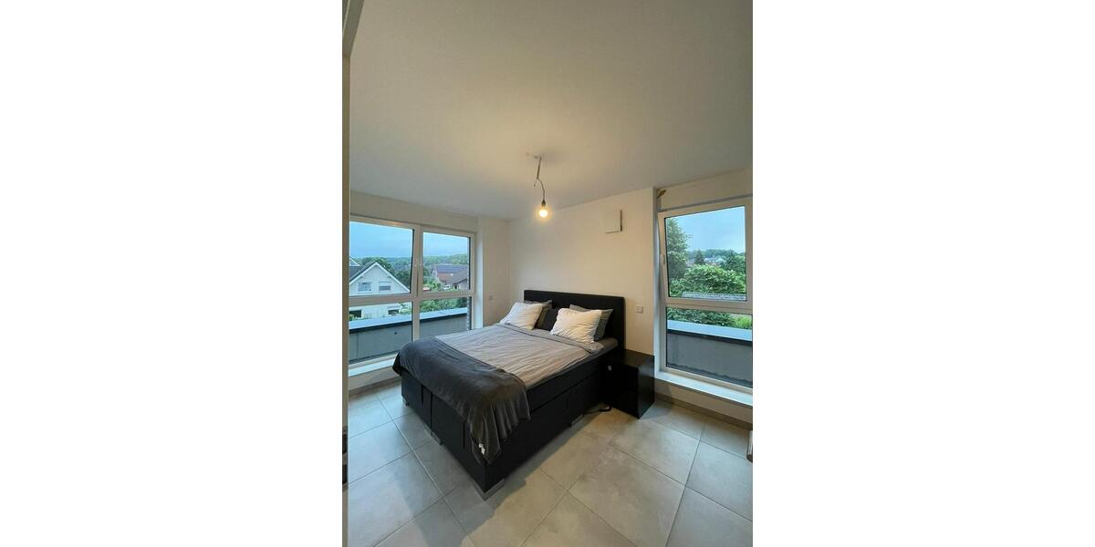 Einfamilienhaus Emmerich am Rhein - 2 Zimmer, 82 m&sup2;, 1.295&euro; | Angebot:25932976