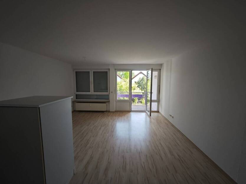 schöne 2-Raum Wohnung mit EBK, Balkon und Stellplatz * sofort frei! 2 zimmer