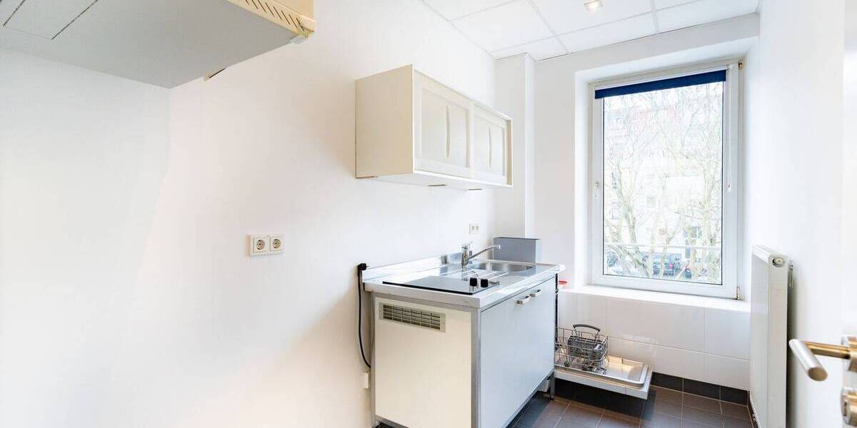 Gewerbeobjekt Würzburg Frauenland - 4 Zimmer, 150 m&sup2;, 1.718&euro; | Angebot:25682356