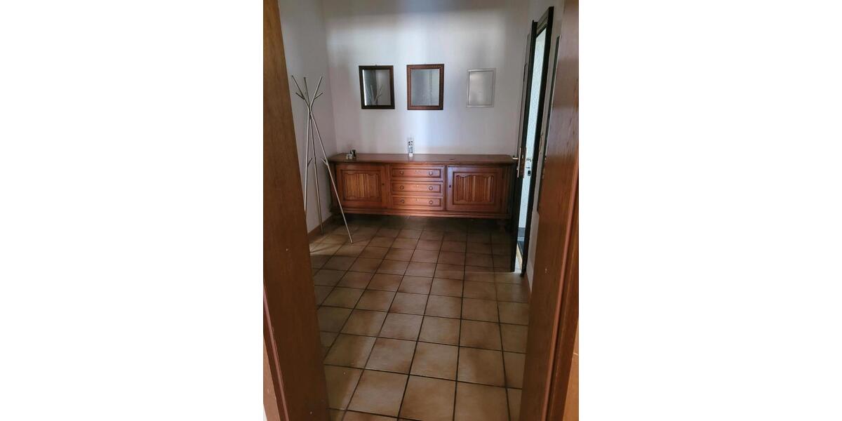 Erdgeschoßwohnung Ottweiler - 3 Zimmer, 100 m&sup2;, 650&euro; | Angebot:26412242