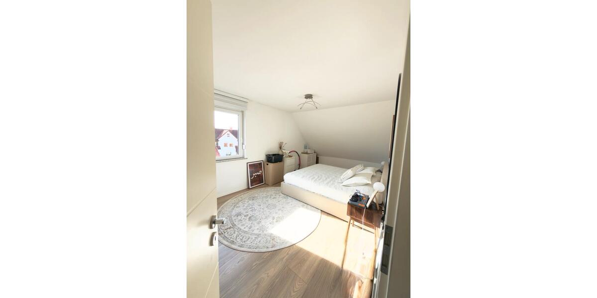 Dachgeschoßwohnung Wächtersbach - 3 Zimmer, 85 m&sup2;, 850&euro; | Angebot:25764400