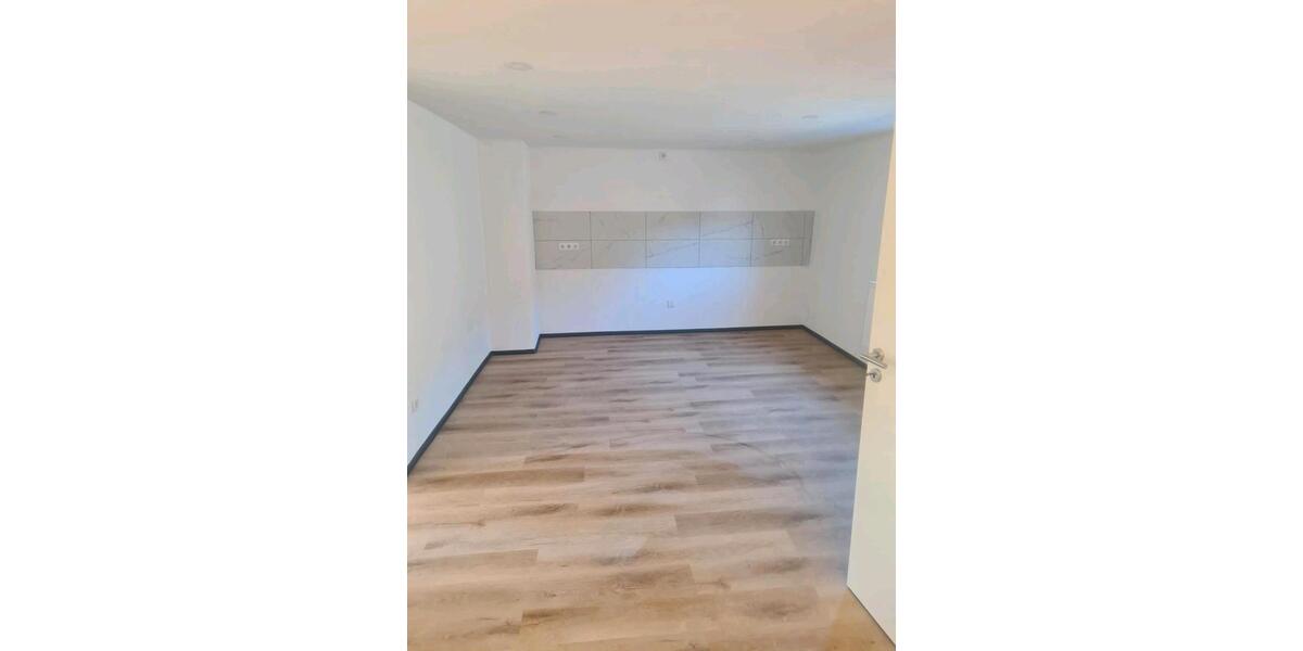 Etagenwohnung Kaiserslautern - 2 Zimmer, 65 m&sup2;, 585&euro; | Angebot:26591299