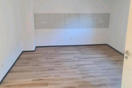 Wohnung Kaiserslautern - 2 Zimmer, 65 m&sup2;, 585&euro; | Angebot:26591299