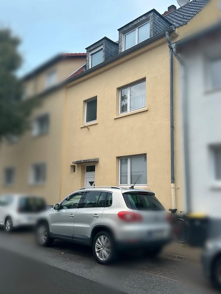 Möbliertes 9-Zimmer Haus mit Garten zimmer