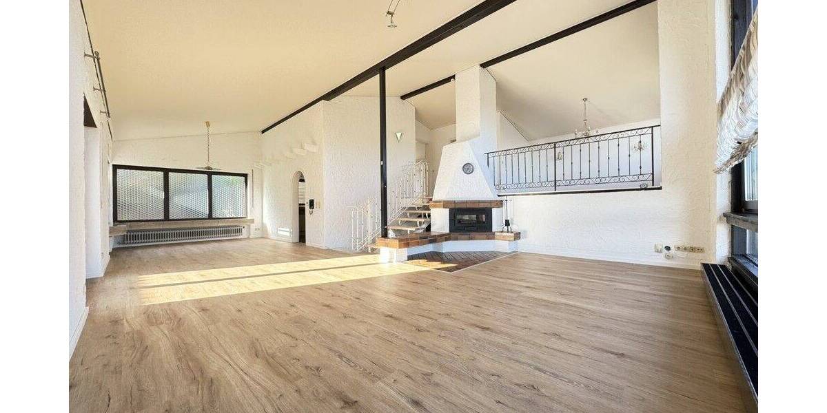 Wunderschönes Einfamilienhaus mit besonderer Wohlfühlatmosphäre und Einliegerwohnung in Beilstein 4 zimmer