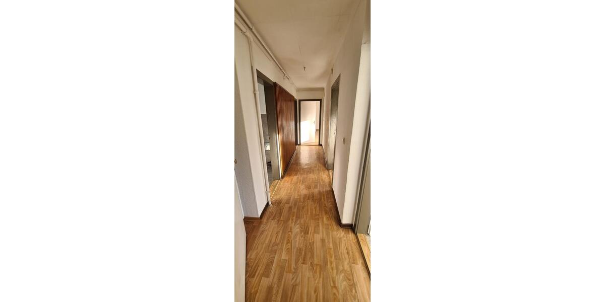 Etagenwohnung Ballenstedt - 4 Zimmer, 83 m&sup2;, 640&euro; | Angebot:26416339