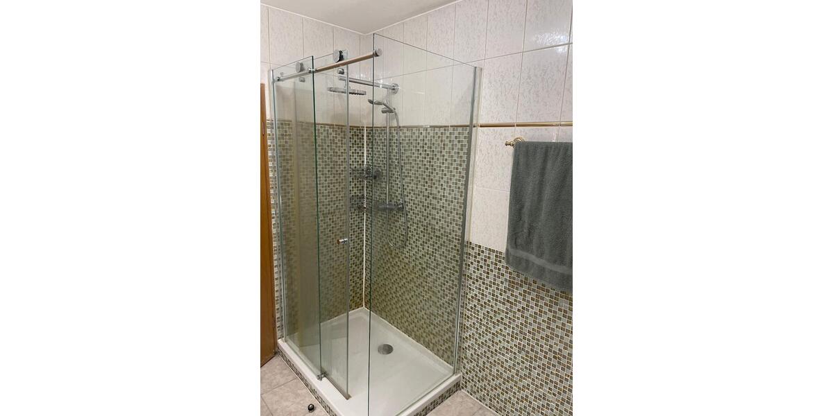 Etagenwohnung Würzburg - 4 Zimmer, 16 m&sup2;, 450&euro; | Angebot:25428016