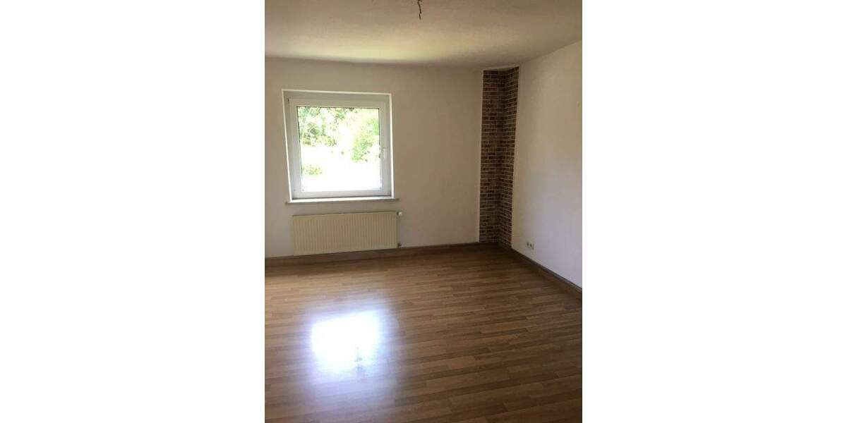Etagenwohnung Teuchern Schortau - 2 Zimmer, 50 m&sup2;, 295&euro; | Angebot:26805170