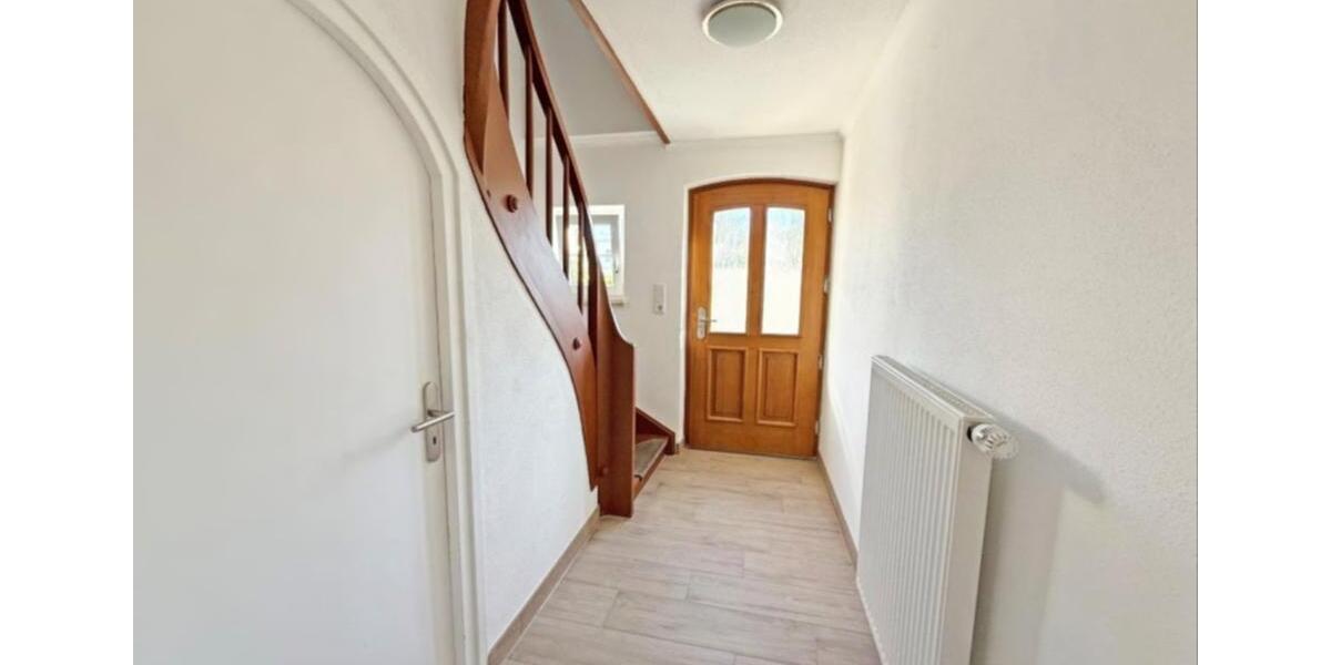 Erdgeschoßwohnung Beilngries - 3 Zimmer, 75 m&sup2;, 750&euro; | Angebot:25995132