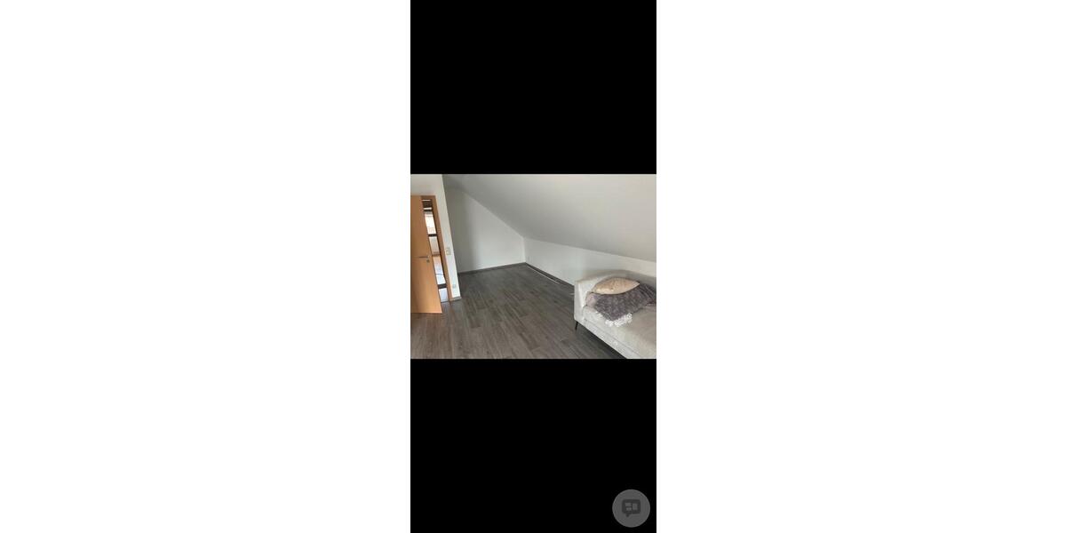 Dachgeschoßwohnung Sindelfingen Sindelfingen (Stadt) - 2 Zimmer, 64 m&sup2;, 865&euro; | Angebot:26646762