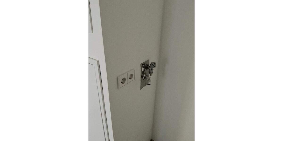 Etagenwohnung Hannover Döhren - 5 Zimmer, 140 m&sup2;, 1.990&euro; | Angebot:24696709