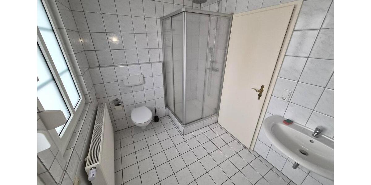Dachgeschoßwohnung Lemgo - 2 Zimmer, 78 m&sup2;, 560&euro; | Angebot:24839122