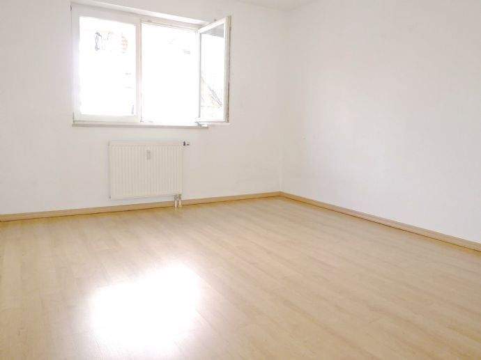 Etagenwohnung Nürnberg Eibach - 3 Zimmer, 98 m&sup2;, 1.300&euro; | Angebot:24916116