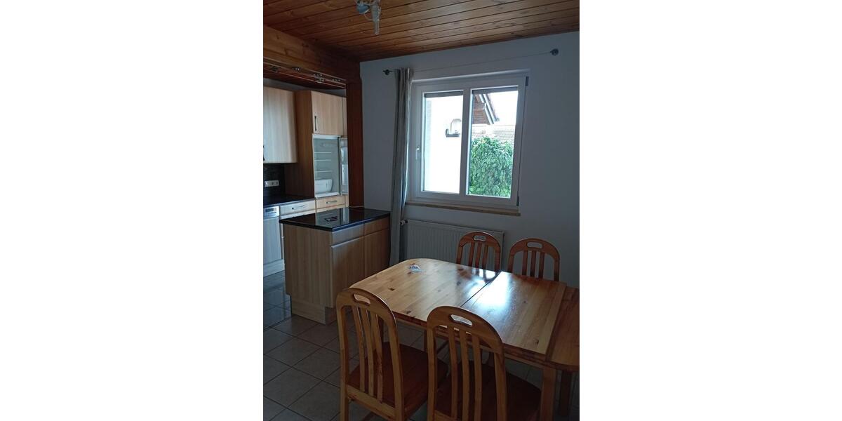Erdgeschoßwohnung Hallstadt - 3 Zimmer, 83 m&sup2;, 880&euro; | Angebot:26491300