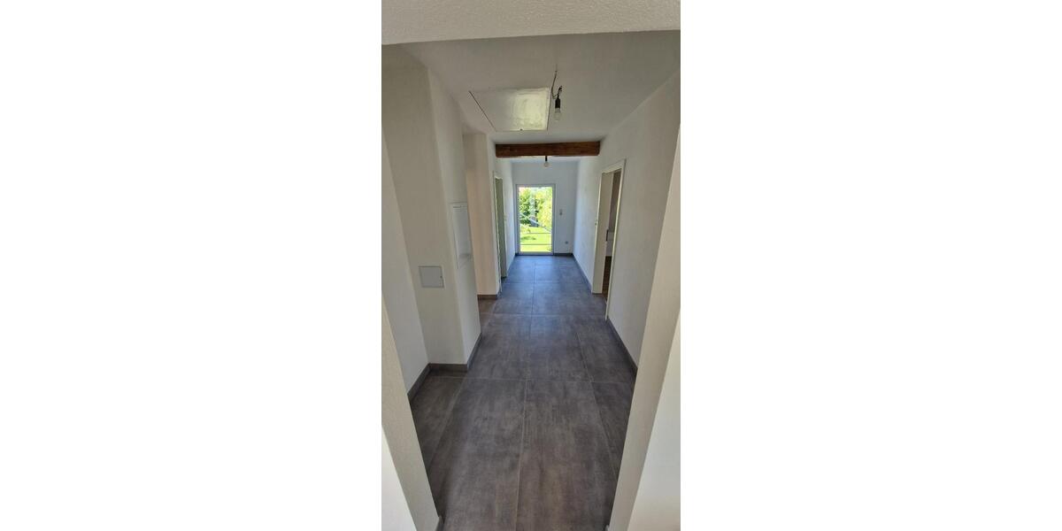 Dachgeschoßwohnung Vilshofen an der Donau - 3 Zimmer, 75 m&sup2;, 870&euro; | Angebot:26697948