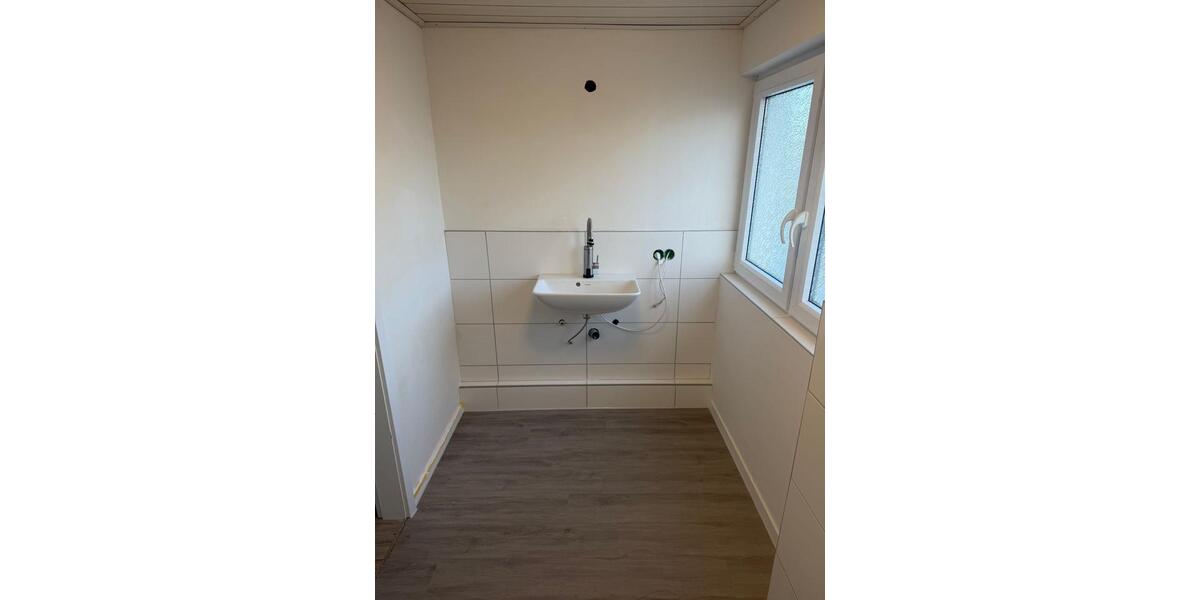 Etagenwohnung Erlensee - 3 Zimmer, 80 m&sup2;, 1.100&euro; | Angebot:24638294