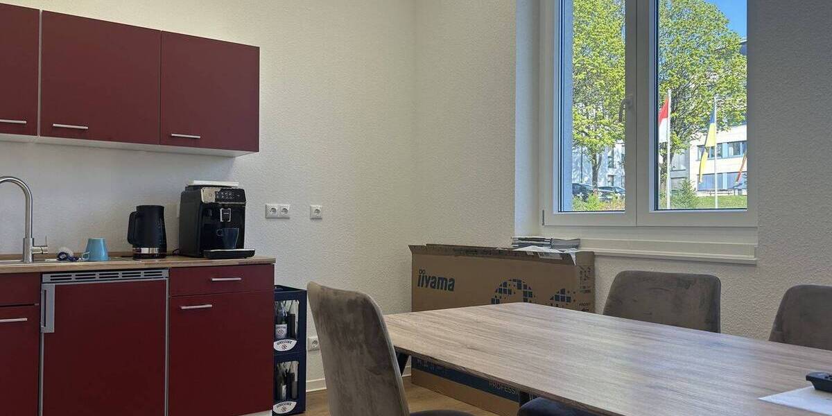 Gewerbeobjekt Lindlar - 4 Zimmer, 73 m&sup2;, 915&euro; | Angebot:26170315