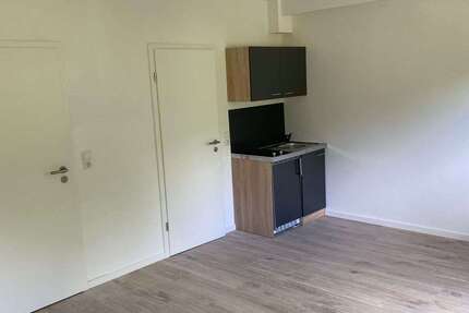 Wohnung Köln / Poll Poll - 1 Zimmer, 24 m&sup2;, 700&euro; | Angebot:26093117