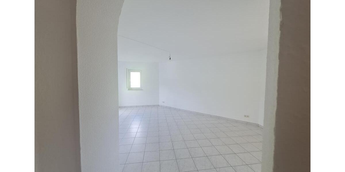 Etagenwohnung Hünfelden - 3 Zimmer, 85 m&sup2;, 675&euro; | Angebot:25656956