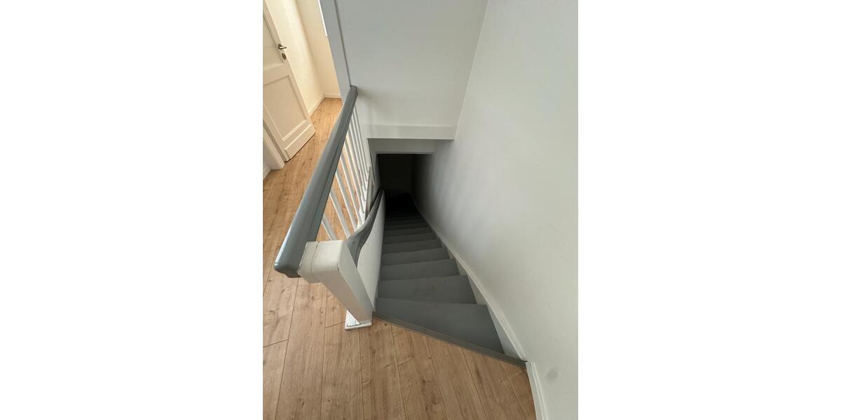 Dachgeschoßwohnung Krefeld - 3 Zimmer, 105 m&sup2;, 1.149&euro; | Angebot:24801525