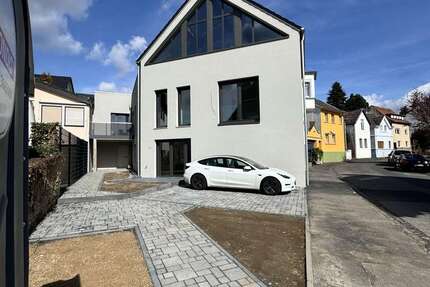 Wohnung Bonn Schweinheim - 3 Zimmer, 75 m&sup2;, 1.400&euro; | Angebot:26071279