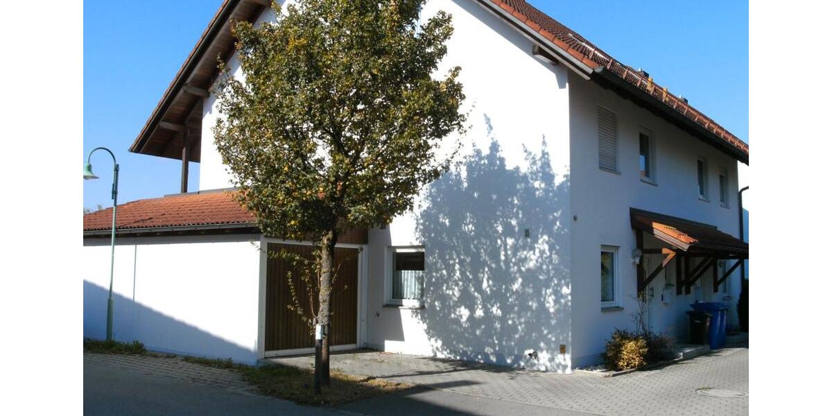 Doppelhaushälfte Burghausen - 9 Zimmer, 152 m&sup2;, 1.800&euro; | Angebot:26486520