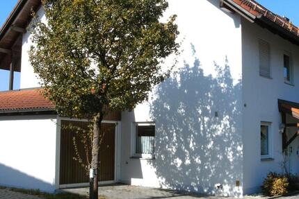 Haus Burghausen - 9 Zimmer, 152 m&sup2;, 1.800&euro; | Angebot:26486520