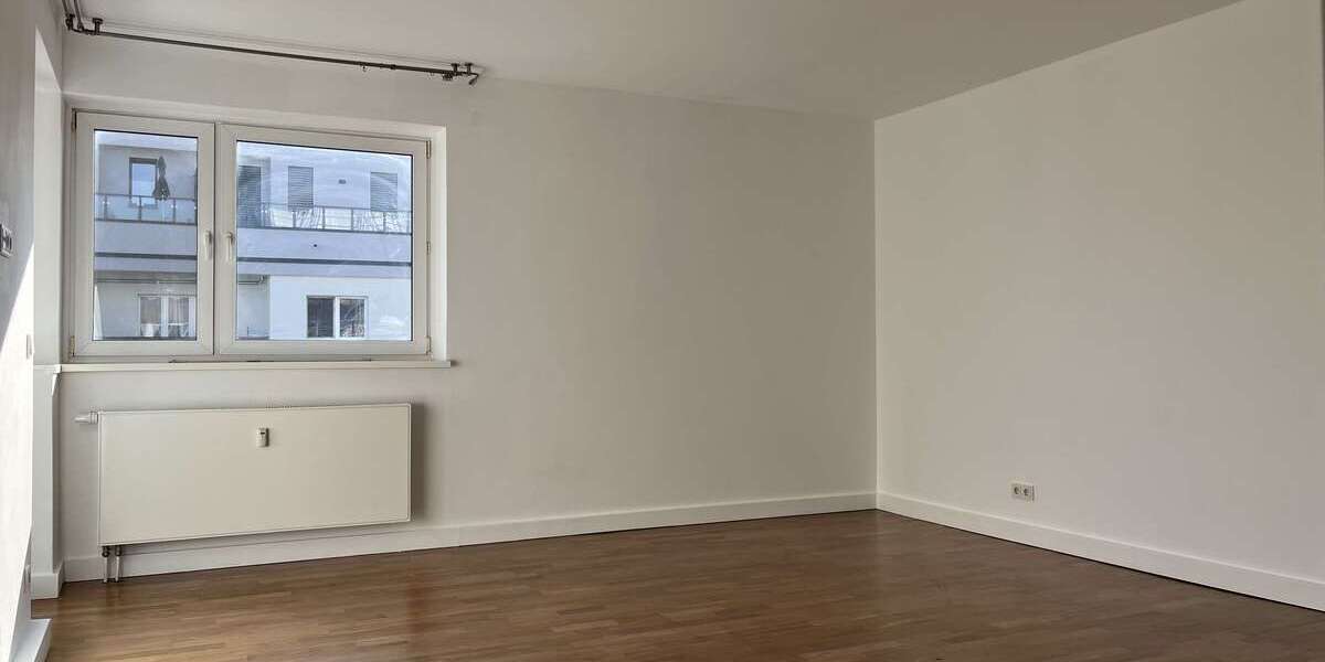 Etagenwohnung Berlin Charlottenburg-Wilmersdorf - 3 Zimmer, 82 m&sup2;, 1.393&euro; | Angebot:26739941