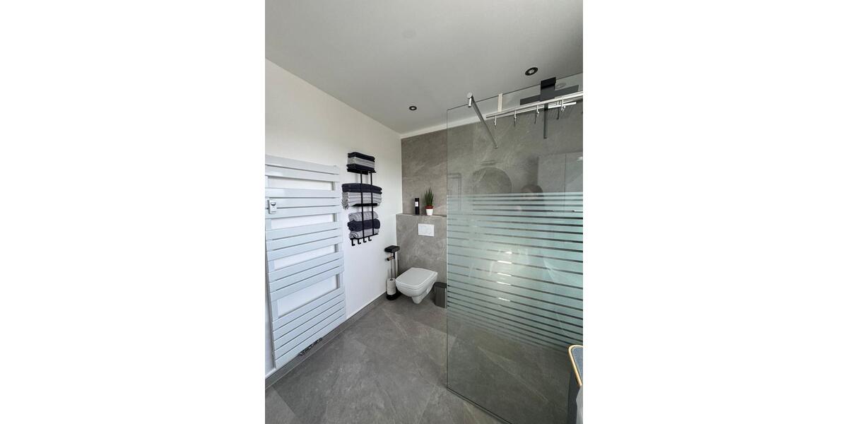 Wohnen auf Zeit Baunatal - 3.5 Zimmer, 90 m&sup2;, 2.200&euro; | Angebot:24684097