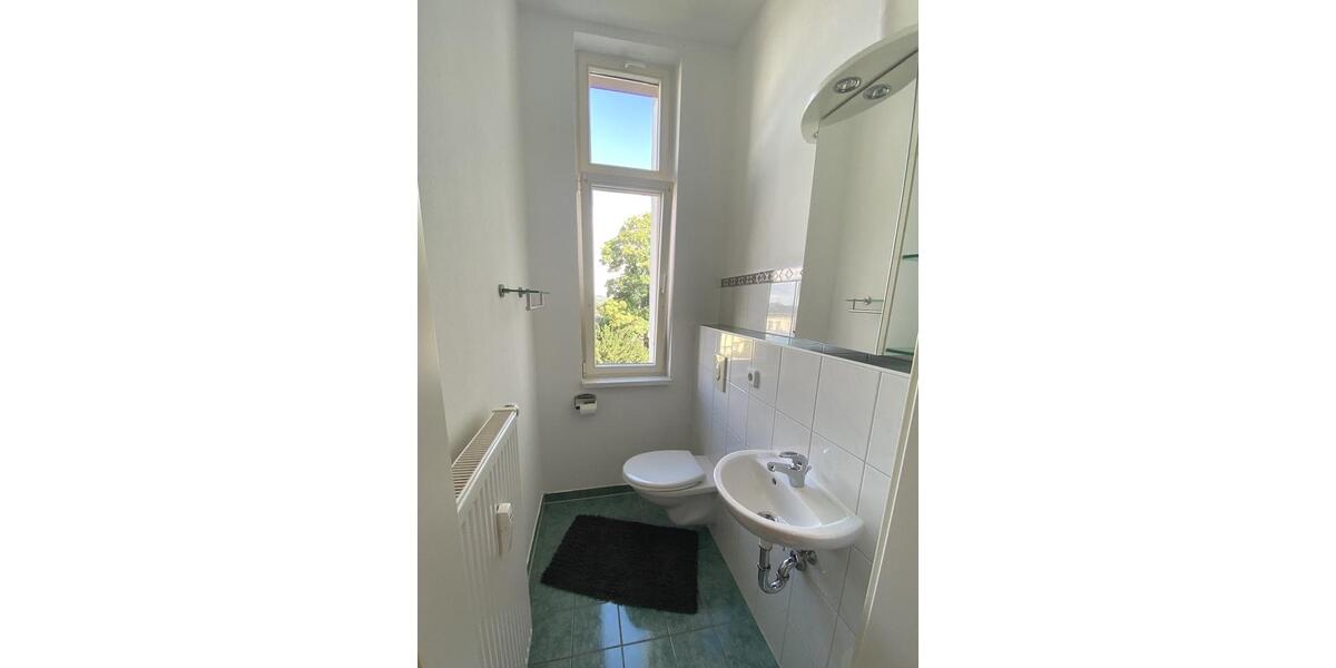 Erdgeschoßwohnung Friedrichroda - 3 Zimmer, 108 m&sup2;, 930&euro; | Angebot:25975037