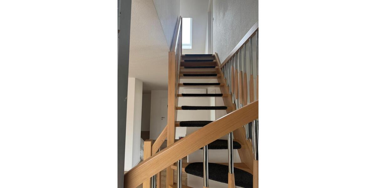 Güglingen Frauenzimmern Dachgeschoss WHG, 2 stöckig 4 zimmer