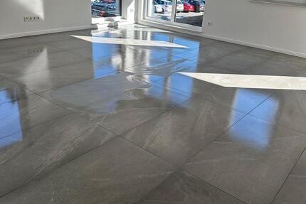 Wohnung Gummersbach - 2 Zimmer, 102 m&sup2;, 1.500&euro; | Angebot:24713486