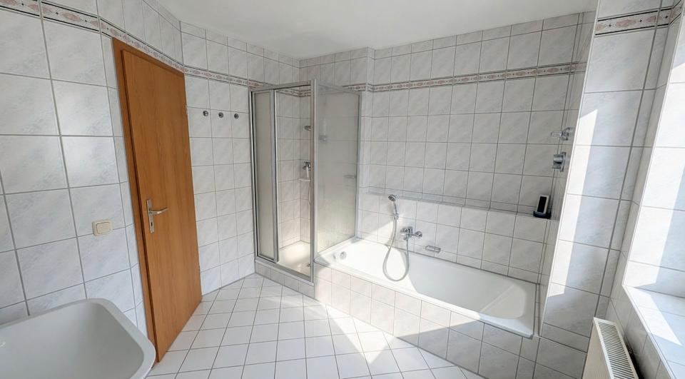 Erdgeschoßwohnung Krumbach (Schwaben) - 3 Zimmer, 96 m&sup2;, 999&euro; | Angebot:26609489