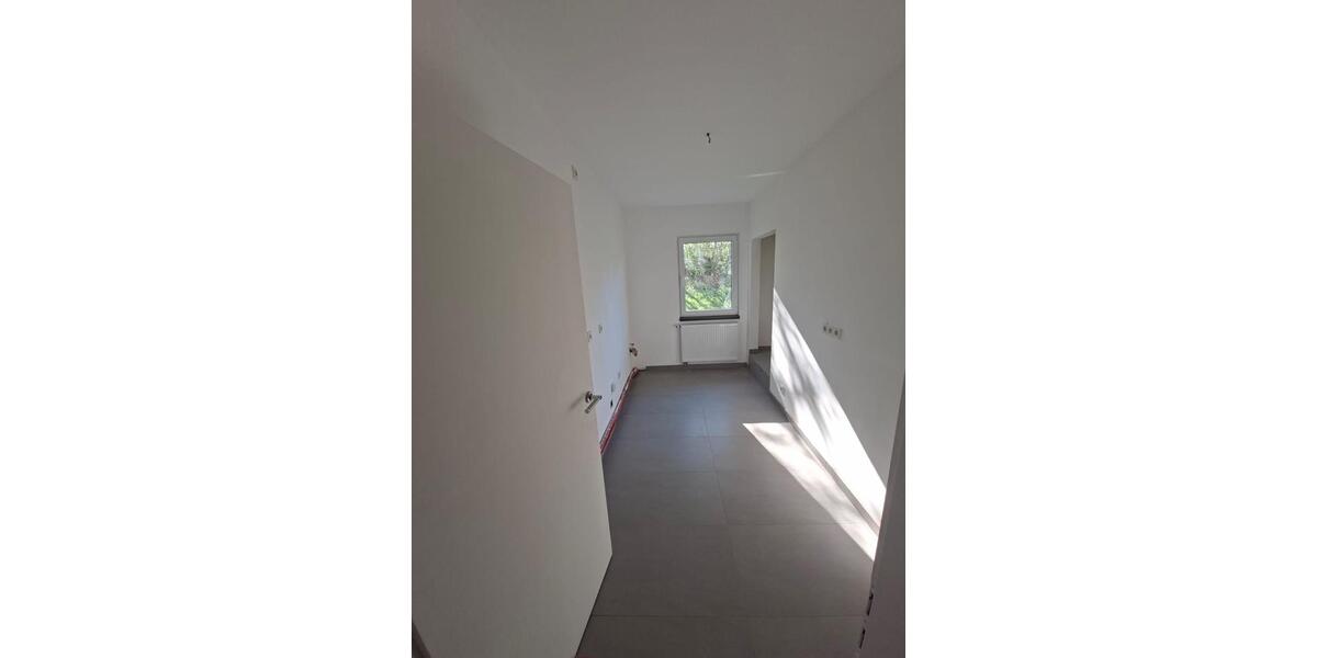 Einfamilienhaus Schwalmstadt - 4 Zimmer, 120 m&sup2;, 1.250&euro; | Angebot:26354201
