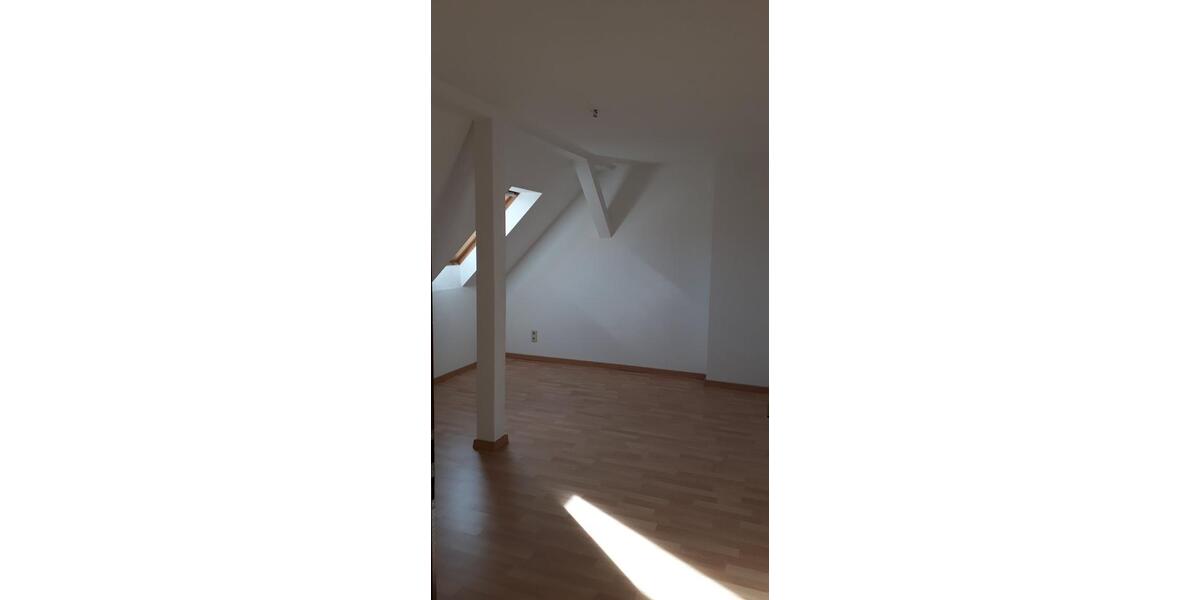 Dachgeschoßwohnung Schwarzenberg/Erzgebirge Erzgebirge - 3 Zimmer, 468&euro; | Angebot:23021925