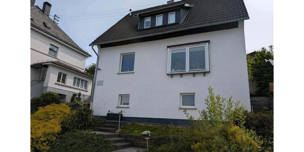 Einfamilienhaus Siegen Weidenau - 5 Zimmer, 150 m&sup2;, 1.735&euro; | Angebot:26527664