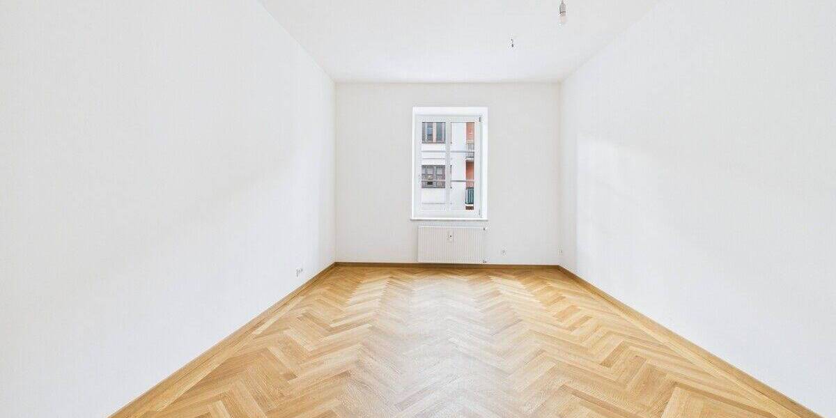 zum Erstbezug nach Sanierung: Exklusive 3,5Zimmer Wohnung mit Balkon direkt am Gärtnerplatz 3 zimmer