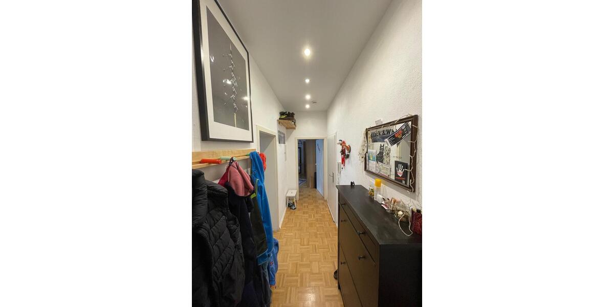 Etagenwohnung Karlsruhe Südstadt - 3 Zimmer, 80 m&sup2;, 950&euro; | Angebot:26256429