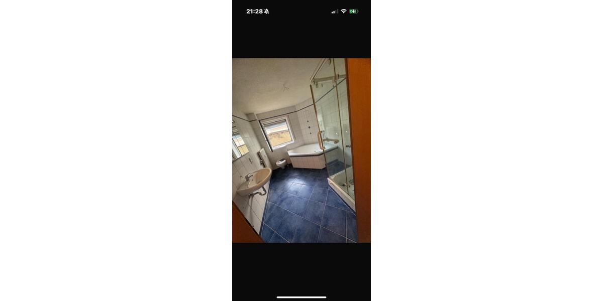 Hochparterre Ehingen (Donau) - 5 Zimmer, 124 m&sup2;, 1.300&euro; | Angebot:26598344