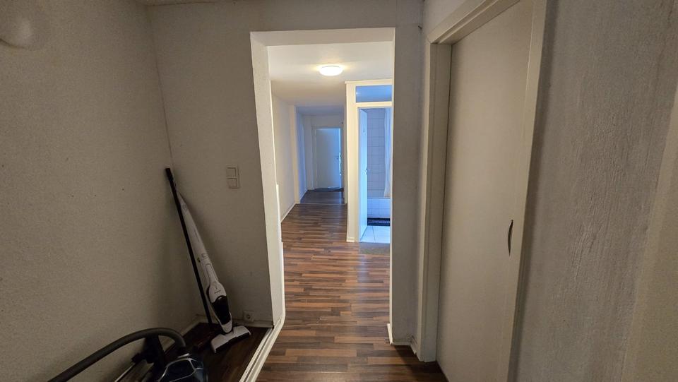 Wohnen auf Zeit Krefeld - 6 Zimmer, 150 m&sup2;, 600&euro; | Angebot:25550414