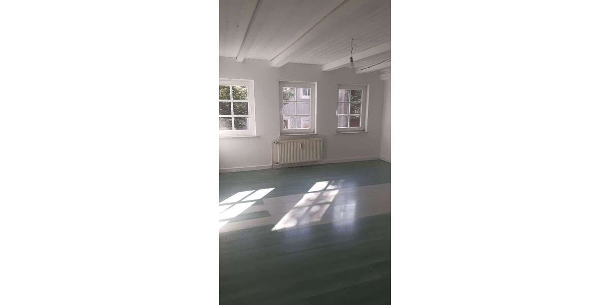 Etagenwohnung Reutlingen - 2 Zimmer, 38 m&sup2;, 685&euro; | Angebot:27069450