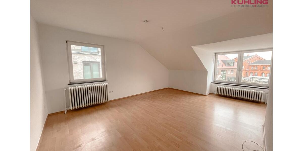 Dachgeschoßwohnung Diepholz - 4 Zimmer, 105 m&sup2;, 788&euro; | Angebot:24342134