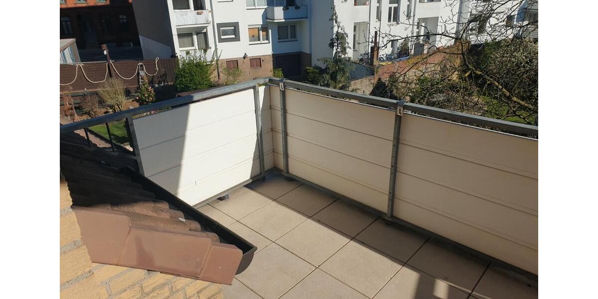 Dachgeschoßwohnung Osnabrück Dodesheide - 3 Zimmer, 95 m&sup2;, 700&euro; | Angebot:26578142