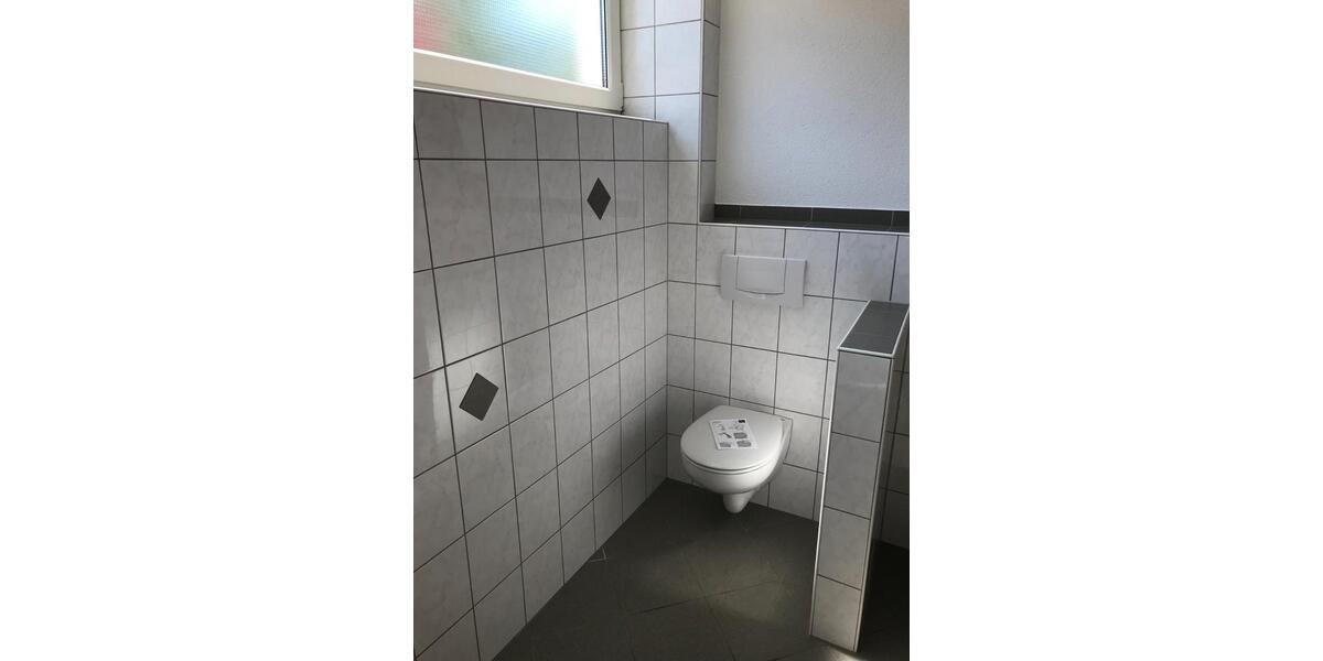 Etagenwohnung Birkenfeld - 3 Zimmer, 90 m&sup2;, 870&euro; | Angebot:26050516