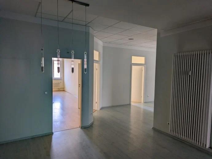 Gewerbeobjekt Neustadt an der Orla - 750&euro; | Angebot:9494406