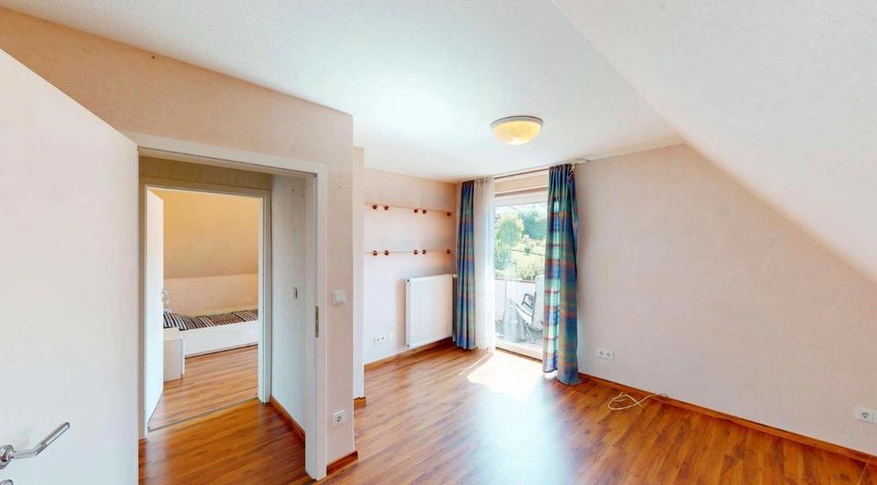 Dachgeschoßwohnung Bad Eilsen - 4 Zimmer, 118 m&sup2;, 900&euro; | Angebot:26043356