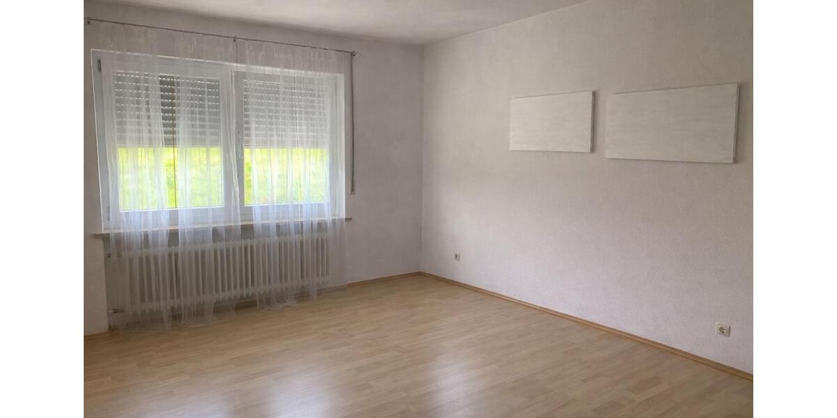 Erdgeschoßwohnung Passau Auerbach - 5 Zimmer, 121 m&sup2;, 940&euro; | Angebot:26422211