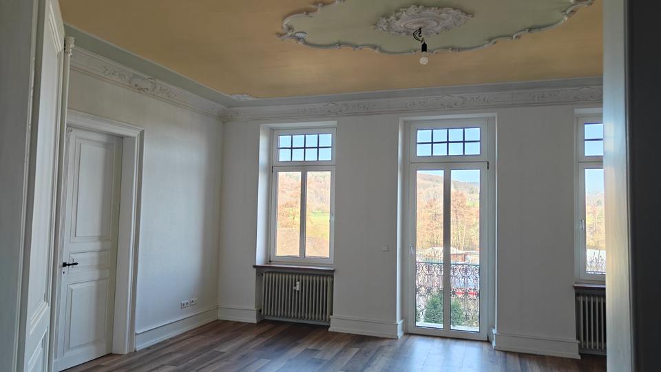 Etagenwohnung Reichelsheim (Odenwald) - 5 Zimmer, 185 m&sup2;, 1.500&euro; | Angebot:25784271