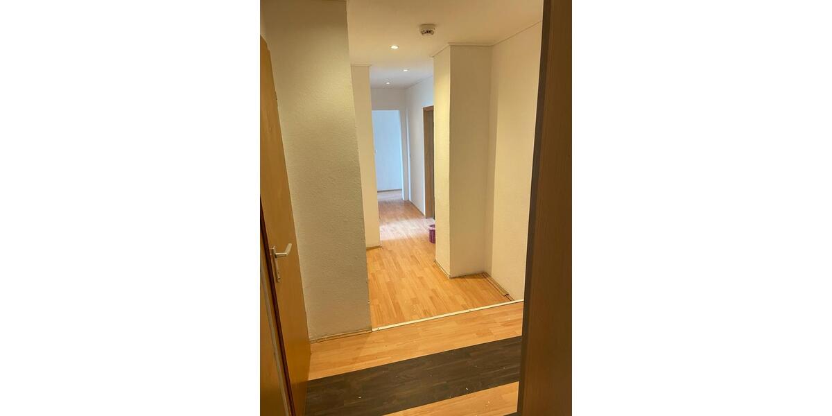 Sehr schön geschnittene 3,5 Zimmer Wohnung Nähe Batenbrock 3 zimmer