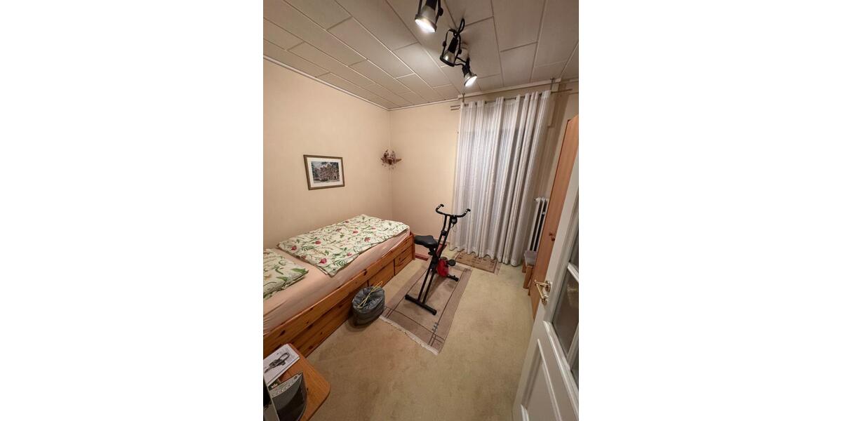 Reihenhaus Wiehl - 4.5 Zimmer, 135 m&sup2;, 1.600&euro; | Angebot:25230052